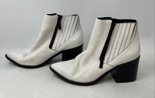 Load image into Gallery viewer, Kenneth Cole Reaction Womens White Leather Block Ankle Boots Size 9M