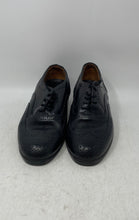 Load image into Gallery viewer, Clarks Mens Black Leather Wingtip Round Toe Brogue Dress Shoes Size 7.5