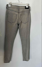 Load image into Gallery viewer, Express Womens Gray Denim Light Wash Regular Fit Skinny Leg Jeans Size 2R