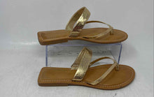 Load image into Gallery viewer, Antonio Melani Womens Gold Leather Slip-On Thong Sandals Size 7.5M