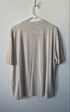 Load image into Gallery viewer, Lululemon Mens Beige Short Sleeve Crew Neck Chest Pocket T-Shirt Size Large