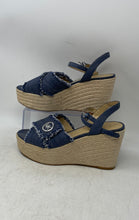 Load image into Gallery viewer, Michael Kors Womens Beige Denim Open Toe Wedge Platform Sandals Size 10M