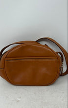 Load image into Gallery viewer, Fossil Womens Brown Leather Inner Pocket Adjustable Strap Crossbody Bag