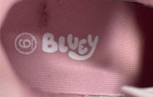 Load image into Gallery viewer, Ground Up X Bluey & Bingo Kids Pink Low Top Hook & Loop Sneaker Shoes Size 6