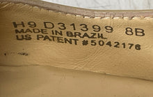 Load image into Gallery viewer, Cole Haan Womens D31399 Beige Patent Leather Slip-On Pump Heels Size 8 B