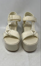 Load image into Gallery viewer, Guess Womens Daysa White Open Toe Hook And Loop Strappy Sandals Size 8 M