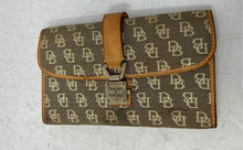 Load image into Gallery viewer, Dooney & Bourke Womens Brown Beige Signature Print Zip Pocket Bifold Wallet