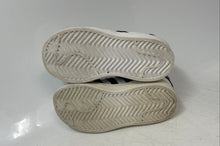 Load image into Gallery viewer, Adidas Kids Superstars FU7717 White And Black Low Top Sneaker Shoes Size 7K