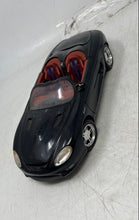 Load image into Gallery viewer, Maisto Mustang Mach III Black Scale 1:18 Collectible Diecast Toy Car