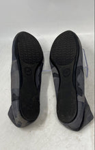 Load image into Gallery viewer, Michael Kors Womens Gray Leather Round Toe Slip-On Ballet Flats Size 8.5M