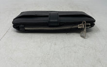 Load image into Gallery viewer, London Fog Womens Black Leather Credit Card Slots Zipper Bifold Wallet