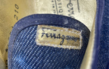 Load image into Gallery viewer, Authentic Salvatore Ferragamo Womens Blue Denim Oxford Shoes Size 7.5 2A Damaged