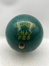 Load image into Gallery viewer, Brunswick Rhino Pro Green Right Handed Drill Round Bowling Ball
