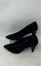 Load image into Gallery viewer, Michael Kors Womens Black Pointed Toe Slip-On Cone Pump Heels Size 8M