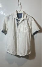 Load image into Gallery viewer, London Fog Mens White Print Short Sleeve Collared Button-Up Shirt Size M