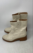 Load image into Gallery viewer, Sam & Libby Womens Beige Leather Round Toe Side Zip Cowboy Western Boots Sz 9.5