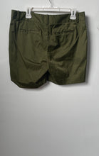 Load image into Gallery viewer, Michael Kors Womens Green Pleated Front Slash Pockets Chino Shorts Size 10