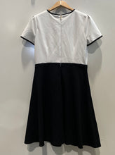 Load image into Gallery viewer, Karl Lagerfeld Womens White & Black Colorblock Short Sleeve A-Line Dress Size M