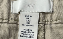 Load image into Gallery viewer, H&M Womens Khaki Cotton Flat Front Stretch Pockets Cargo Pants Size 2