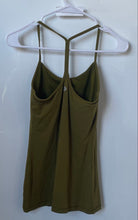 Load image into Gallery viewer, Lululemon Womens Olive Green Scoop Neck Pullover Activewear Tank Top Size 4