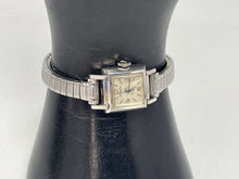 Load image into Gallery viewer, Vintage Wittnauer Women's Silver Tone Watch