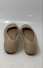 Load image into Gallery viewer, Lucky Brand Womens Light Brown Round Toe Slip-On Ballet Flats Size 8.5M