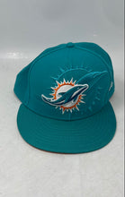 Load image into Gallery viewer, New Era Mens Green Miami Dolphins NFL Football Adjustable Baseball Cap Size 8