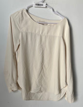 Load image into Gallery viewer, Ann Taylor Loft Womens Beige Long Sleeve High-Low Hem Blouse Top Size MP