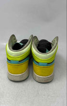 Load image into Gallery viewer, Nike Unisex Kids Air Jordan 1 Mid SE Multicolor Basketball Shoes 5.5Y No Laces