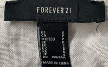 Load image into Gallery viewer, Forever 21 Womens White Long Sleeve Pockets Collared Cropped Denim Jacket Size S