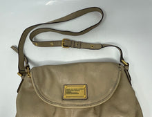 Load image into Gallery viewer, Authentic Marc By Marc Jacobs Womens Classic Q Natasha Beige Crossbody Purse