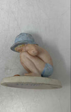 Load image into Gallery viewer, Squatting Beach Buddies A Child's World 11052 Collectible Decor Figurine