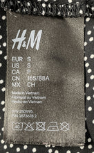 Load image into Gallery viewer, H&M Womens Black White Collared Long Sleeve Blouse Top Size Small