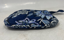 Load image into Gallery viewer, Vera Bradley Womens Blue Floral Zipper Lightweight Small Coin Pouch Wallet