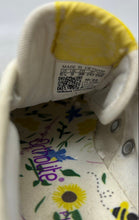 Load image into Gallery viewer, Adidas Kids Nizza Platform HP6229 White Floral Lace-Up Sneakers Shoes Size 5.5