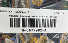 Load image into Gallery viewer, Panama Bosque Tropical Rain Forest Round Shape Decorative Collector Plate
