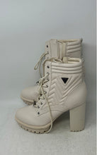 Load image into Gallery viewer, Guess Womens Beige Faux Leather Lace-Up Block Heel Ankle Bootie Boots Size 10 M
