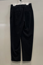 Load image into Gallery viewer, H&M Womens Black Flat Front Pockets Straight Leg Dress Pants Size 2