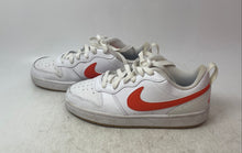 Load image into Gallery viewer, Nike Kids Court Borough Low 2 BQ5448-114 White Orange Basketball Shoes Size 5Y