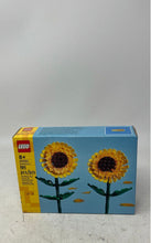 Load image into Gallery viewer, Lego 40524 Yellow Sunflowers 191 Pcs Building Toy Complete Set Factory Sealed