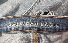 Load image into Gallery viewer, American Eagle Womens Blue Denim Light Wash Distressed Straight Jeans Size 2