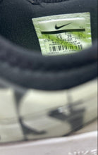 Load image into Gallery viewer, Nike Womens Free TR 7 Premium 924592-001 Black Lace-Up Sneaker Shoes Size 8