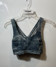 Load image into Gallery viewer, Lululemon Womens Free To Be Serene Green Printed Pullover Sports Bra Size 4