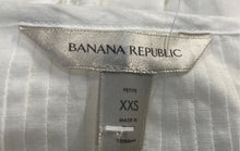 Load image into Gallery viewer, Banana Republic Womens White Pleated Long Sleeve Blouse Top Size XXS
