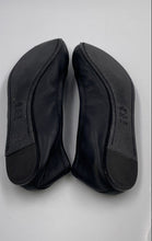 Load image into Gallery viewer, Authentic Tory Burch Womens Black Slip-On Ballet Flats Size 6.5M Damaged