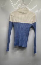 Load image into Gallery viewer, Bebe Womens Ivory Blue long Sleeve Mock Neck Pullover Sweater Size Small