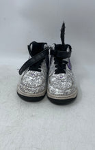 Load image into Gallery viewer, Nike Kids Air Force 1 White Black Hook & Loop Sneaker Shoes Size 1.5Y