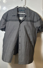 Load image into Gallery viewer, Perry Ellis Mens Black White Triangle Print Short Sleeve Button-Up Shirt Size XL