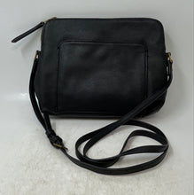 Load image into Gallery viewer, Universal Thread Womens Black Adjustable Strap Inner Pockets Shoulder Purse