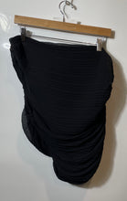 Load image into Gallery viewer, Zara Womens Black Draped Regular Fit Strapless Ruched Blouse Top Size L